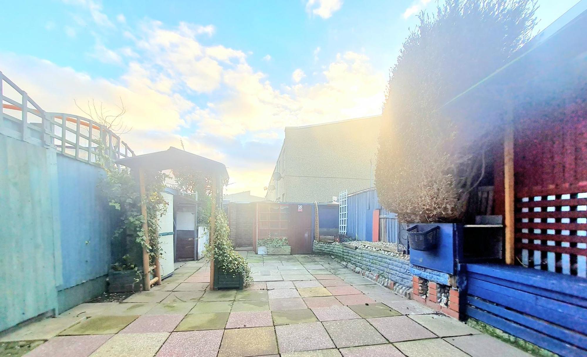 Cosy Luxurious 3 Bedroom House, Free Parking, Free Wifi, Private Garden, Free Netflix Havering kerület Kültér fotó